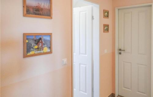Stunning apartment in Dagebüll w/ 2 Bedrooms - image 8