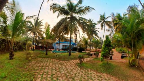 Silver Sands Beach Front Villa Malpe