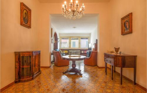  3 Bedroom Nice Home In Piombino in Piombino
