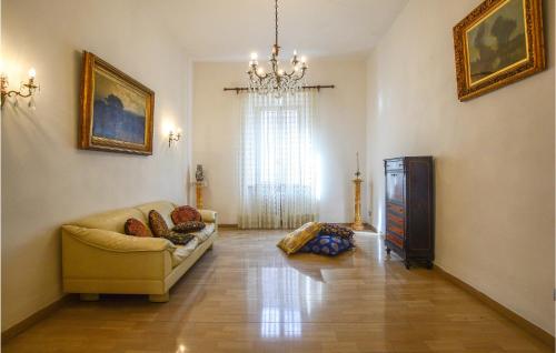 3 Bedroom Cozy Home In Piombino gîte à louer Noemi