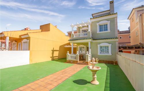 Nice Home In Santa Pola With Kitchenette