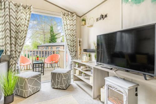 9 Kingfisher Lakes - image 12