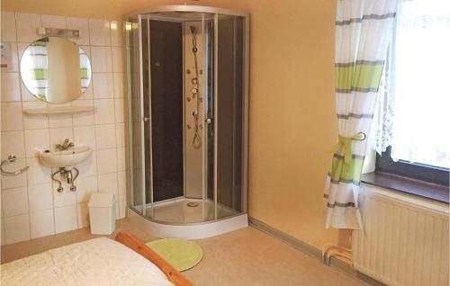 Holiday home Schönberg with Table Tennis 194 - image 2