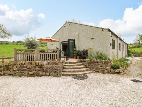 ทัศนียภาพภายนอกโรงแรม, The Old Cowsheds in เอลตัน