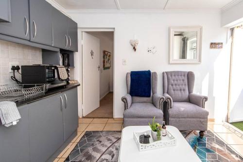 HQ Warm and Cosy 1 Bedroom Unit In Sea Point