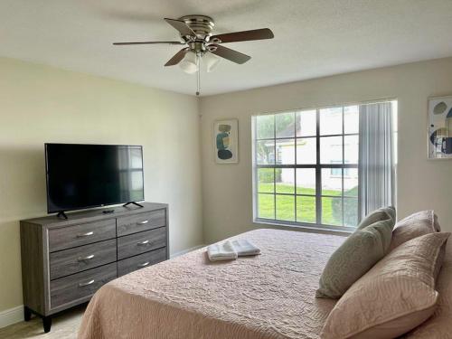 Grand Deluxe 3BD Condo Apartment near Disney # 11 - image 11