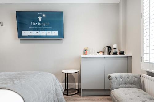 Regent Hotel - image 3