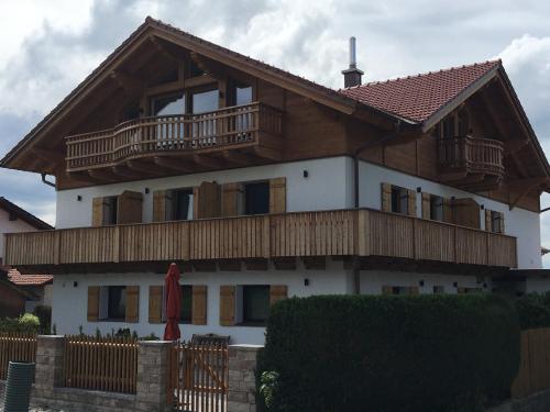 Gästehaus Apollo - Accommodation - Schwangau / Tegelberg