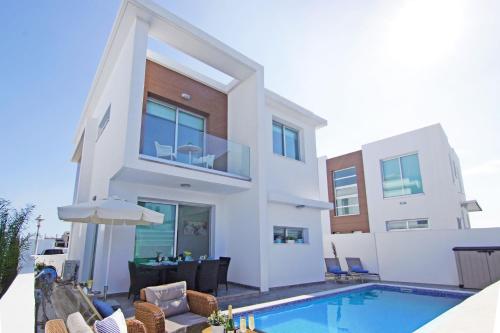 Villa Caren - image 11