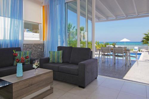 設施, Villa Ivory - Seafront in 索蒂拉