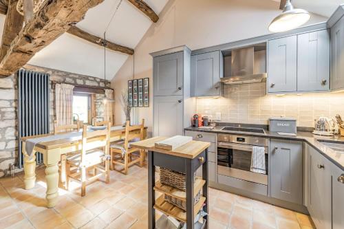 Berts Cottage - image 2