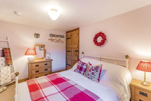 Berts Cottage - image 12