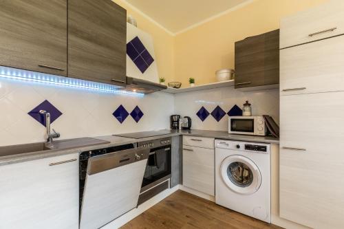 مطبخ, Bed & Breakfast - K2 Brunnen Haus in Kotschach