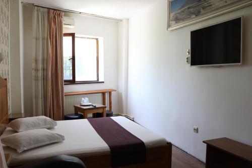 Hotel Funnytime - image 5