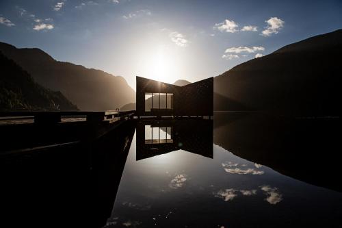 Dalen Hotel - image 11
