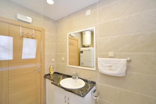 Apartments Langust - main image