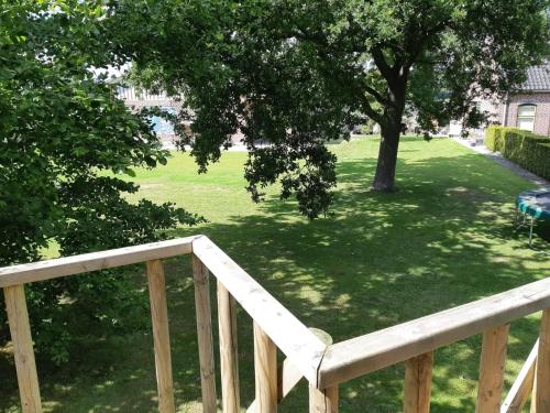 Treehouse op het platteland van Huize Ouwervelden in Wouwse Plantage