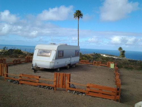 Casa Bartbuda hot shower big shared kitchen gîte à louer Lomo Blanco