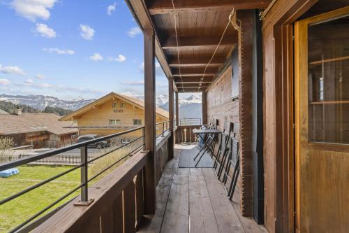 ระเบียง/ชานเรือน, App. Seeblick Top of Interlaken in เบอาเท็นแบร์ค