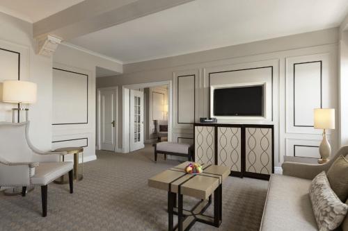 366214077 Fairmont Le Chateau Frontenac
