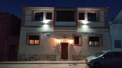 Casa Rural Baños del Rey con piscina climatizada (Casa Rural Banos del Rey con piscina climatizada) in Vega de Santa Maria