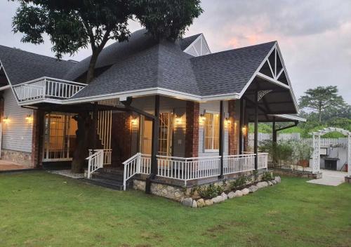 SaffronStays Doon Hideout, Dehradun - luxury villa with plunge pool, lawn and barbeque