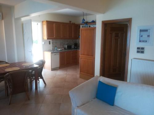  Palaiohora Avias Apartments 2 in Kalamata