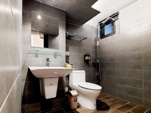 Well-appointed bathrooms