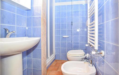 Bathroom, Stunning home in Valentano with 3 Bedrooms and WiFi in Capodimonte