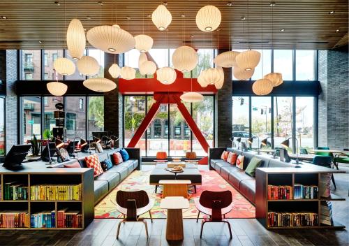 citizenM Seattle Pioneer Square hotel
