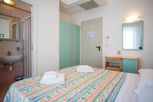 Hotel Radar - image 2