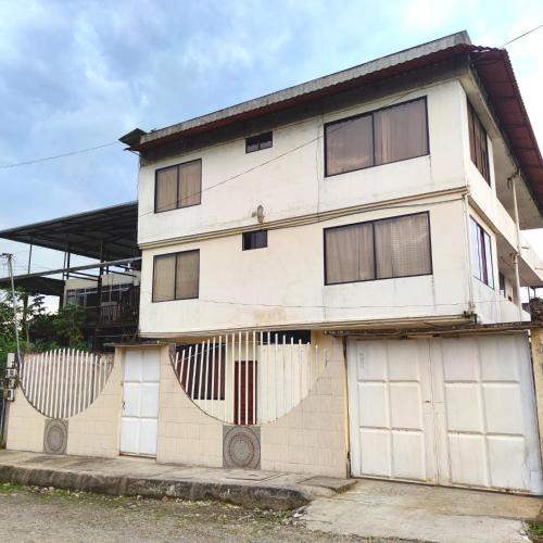 RinaKawsay - ViveViajando Apartamento amoblado en Tena, Tena (Foto 2)