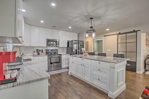 Lovely Atlanta Home Less Than 3 Mi to State Farm Arena! in Pittsburgh