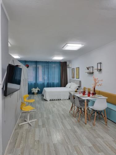 Party guesthouse for big groups, Tirana (photo 8)