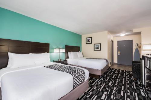 Clarion Inn & Suites Oklahoma City near Bricktown - image 12