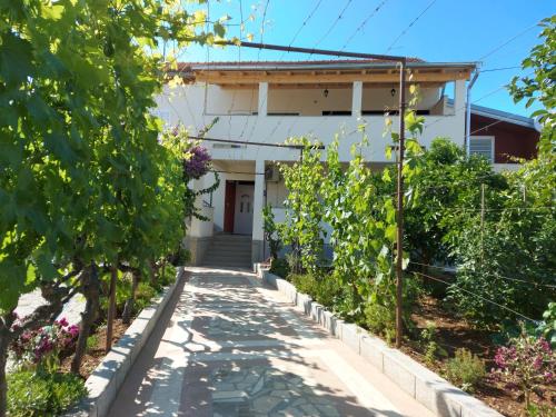  Marin Apartment in Bibinje