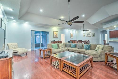 Expansive Villa on 2 and Acres 5 Mi to Sponge Docks! - image 8