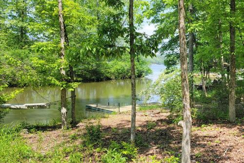 Lakeside Hot Springs Retreat with Kayaks and Boat Dock