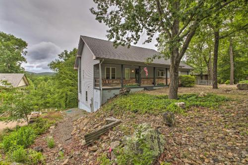 Lakefront Hot Springs Retreat with Deck and Boat Dock! - image 10