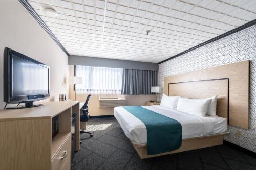 Westmark Whitehorse Hotel and Conference Center - Whitehorse