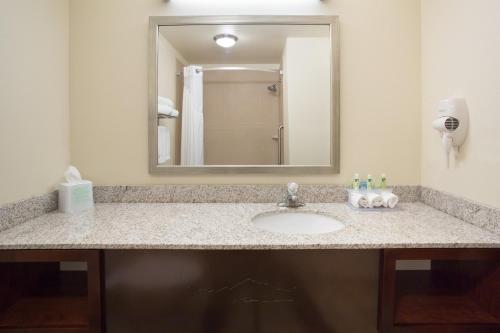 Holiday Inn Express Hotel & Suites Glendive, an IHG Hotel