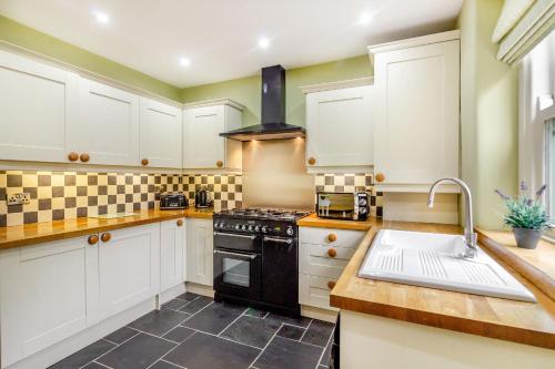 34 Church Street - image 2