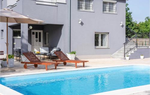 Gorgeous Home In Turjaci With Outdoor Swimming Pool - Turjaci