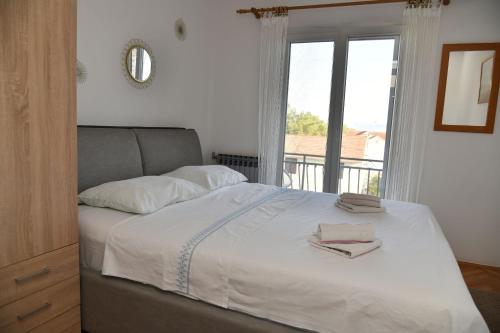Apartments Valerija - image 4