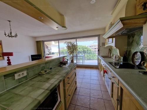 Apartment image 10