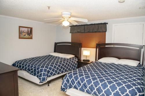 Stroll to Slopes, Village Area, Ski in-out MtLodge 151 in Snowshoe, USA