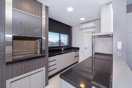 Adra 306 - Excelente Cobertura Duplex - Centro/Bombinhas- Rooftop com Piscina - À poucos metros da praia - (Consultar serviços de roupas de cama e banho), Bombinhas (foto 8)