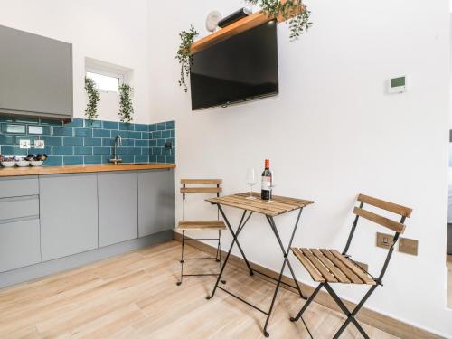 酒店外观, The Netherend Inn - Pet Friendly Haven in 伍拉斯顿