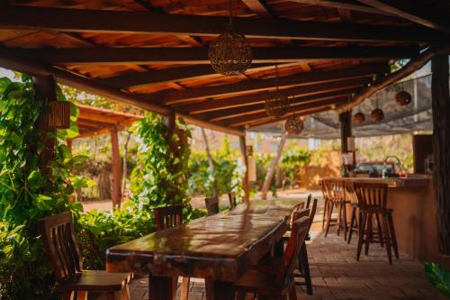366417763 Tres Mujeres Hotel