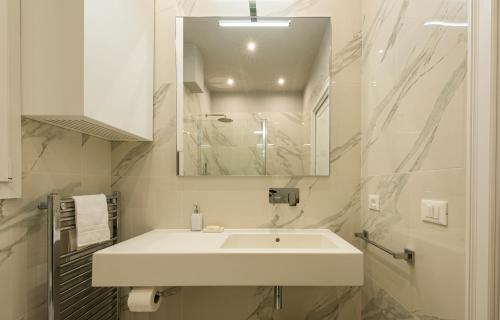 Two-Bedroom Apartment image 8